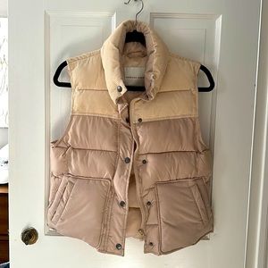 American Eagle puffer vest with corduroy detail